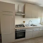 Elli - Parking, Garden, Bbq דירה פולה
